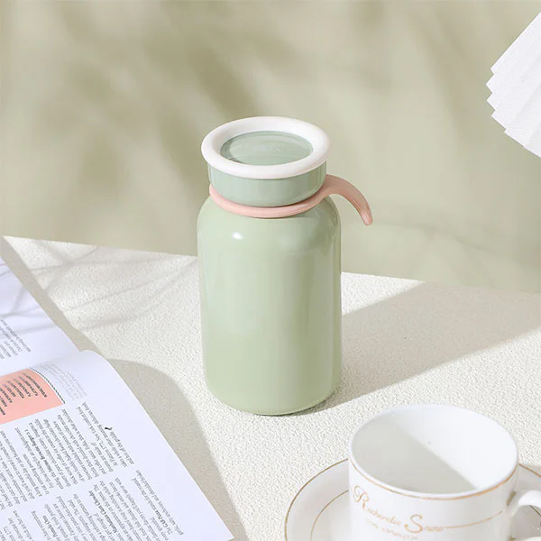 Zakaj je steklenička za vodo pametna izbira za sodobne hidracijske potrebe?