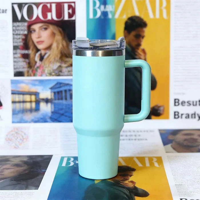 40oz kozarec z ročajem