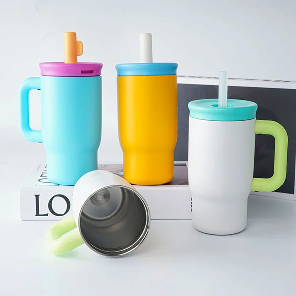 Auto Mug With Handle And Straw